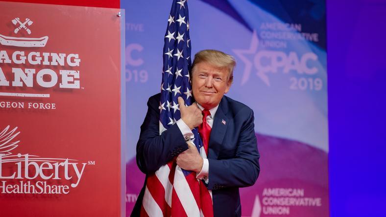 事关特朗普,“TACO”一词爆火,啥意思?